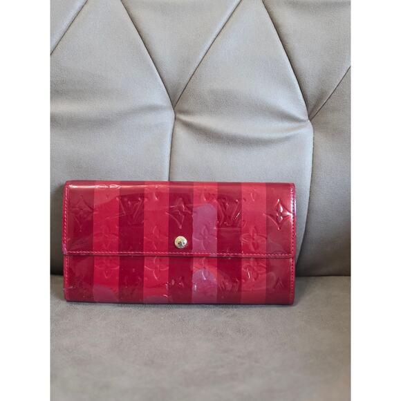 Louis Vuitton Handbags - Louis Vuitton Vernis Rayures Sarah Wallet in Red Striped Patent Leather